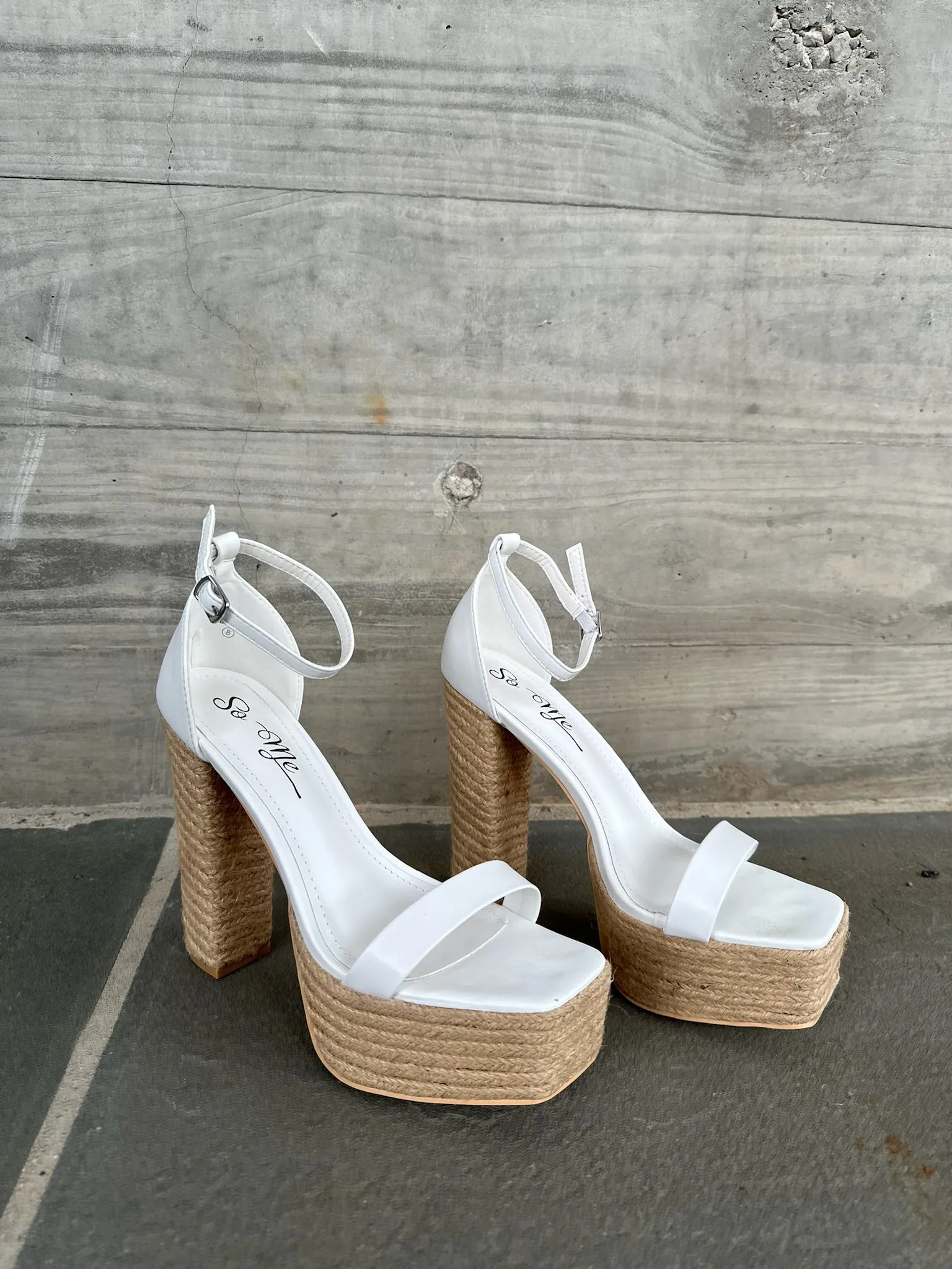 Amozae-Luca Platform Heels- White