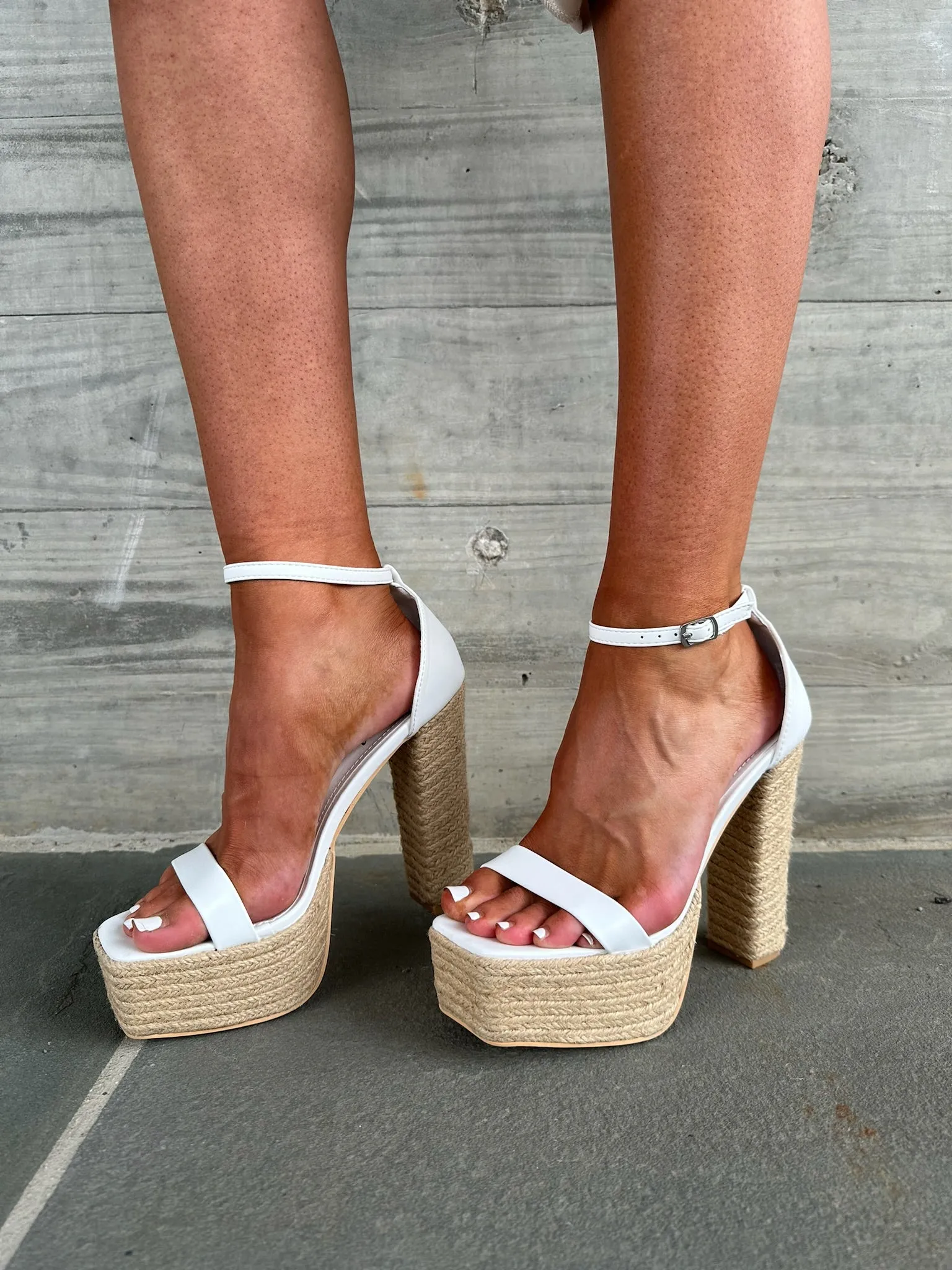 Amozae-Luca Platform Heels- White