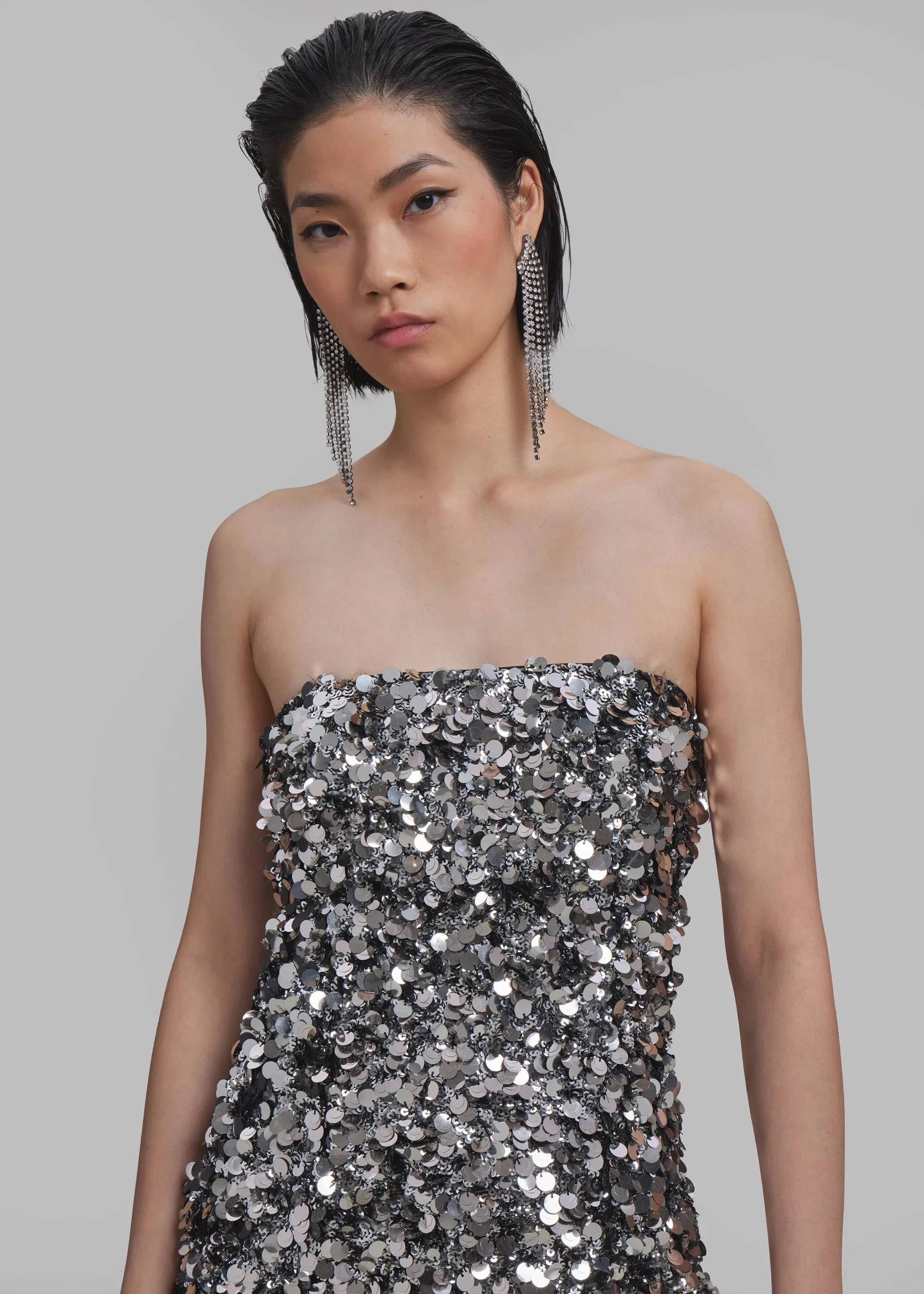 Pristina – Radiant sparkle – Strapless mini dress