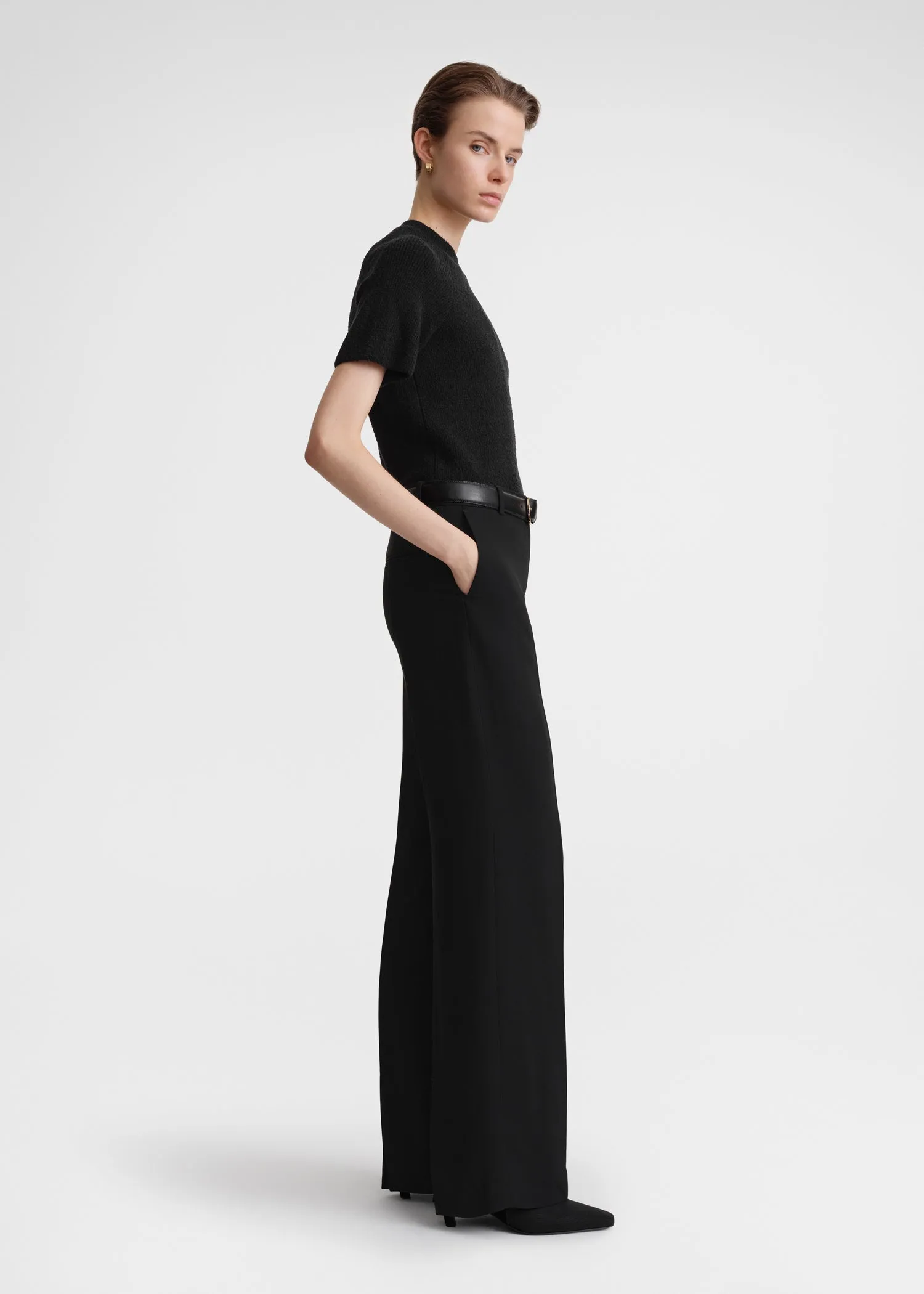 Relaxed straight trousers black